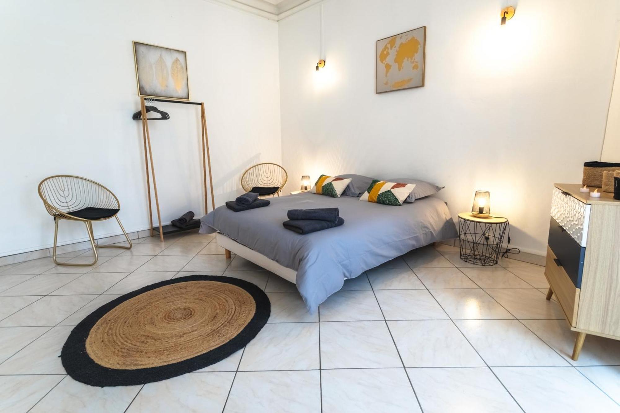 Le Albert 1Er Beziers Appartements Tout Equipes Exterior foto
