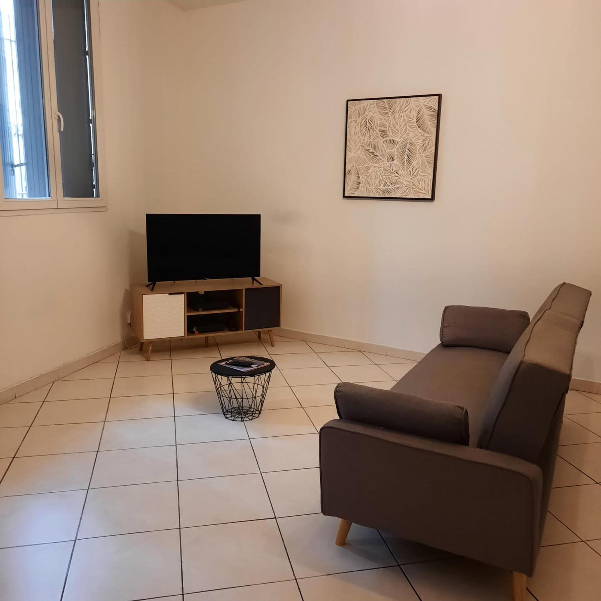 Le Albert 1Er Beziers Appartements Tout Equipes Exterior foto